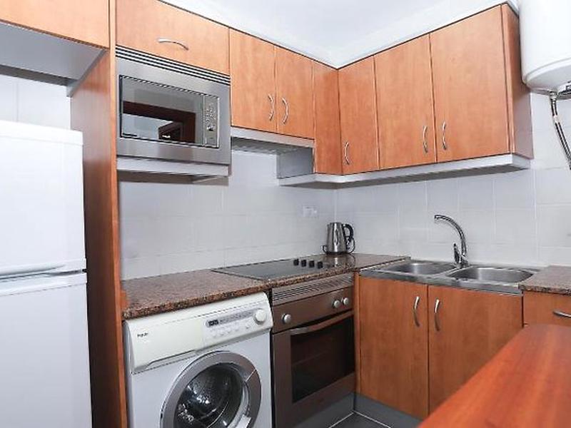 46C0F9A4505C3EB3EF0B9B1236A047AA