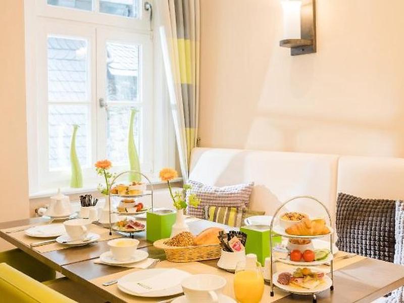 A41B831CC87A2B182184DFE37F4E506F