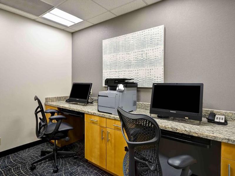 C4040B16AC9744A79143F66D203D7562