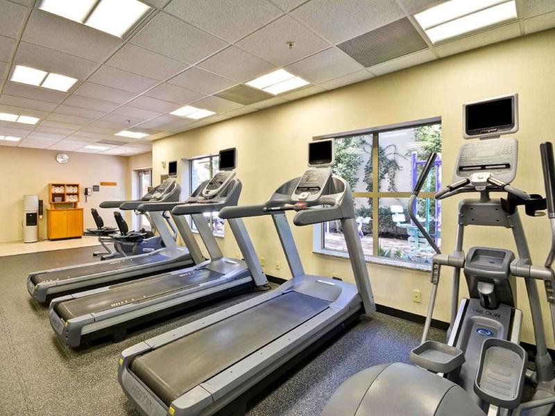 AD98AD7B00BBE96824493E85A276CC38