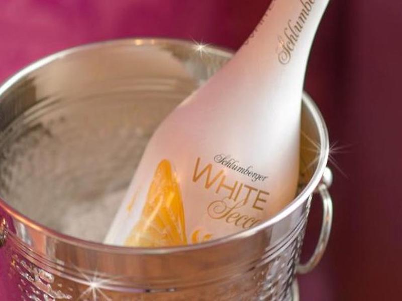 E72DBB66C9F1653C621E309333D5B99B