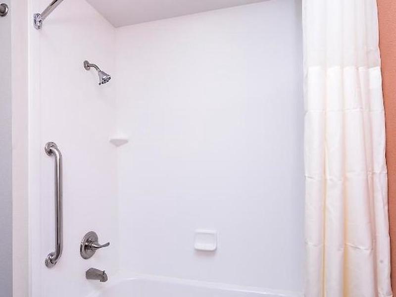 F1B2DD5B8C6AE0F221F09A6A3D94330D