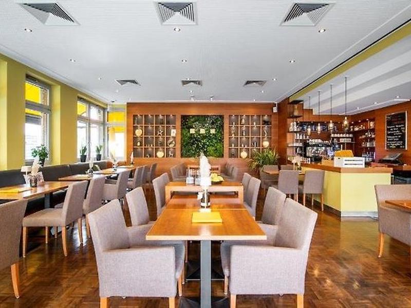 270F1AE7338A7EB2A56DACA34645E789