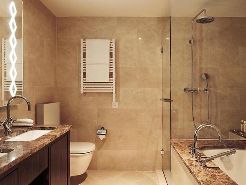 96F5F2FB8978B0BA6136F77A3E752773