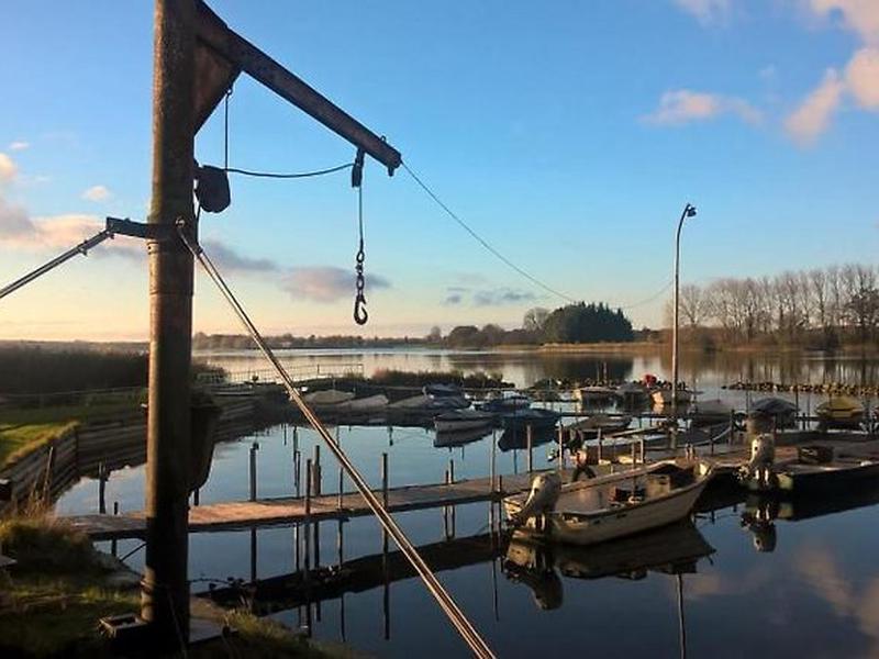 E5AB6F281F0B19189DEDA8881CFDF67A