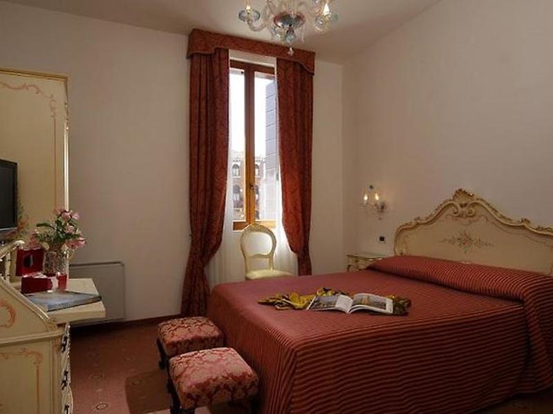 EA708BAE1EA23656E31A0CAA2AAE9743