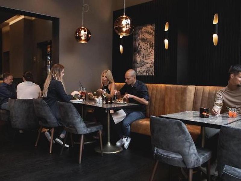 D6A1D2CE15DE6D9C049B2C061A8F1248