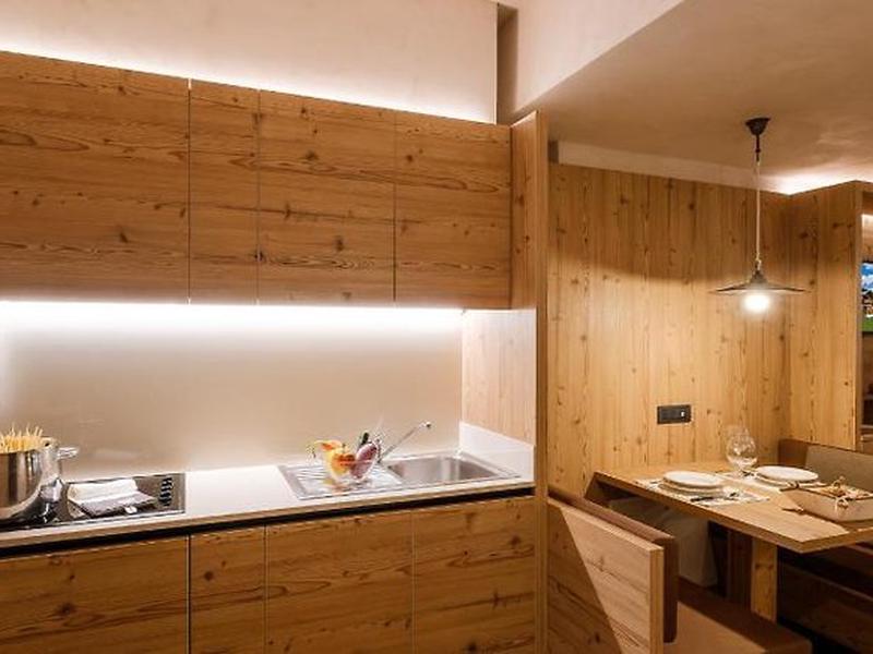 539C7B5FDF040398E40D4DD46ECA6130