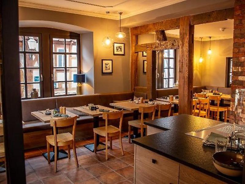 CB76C6FFA766E821F224B4B4D2092A02