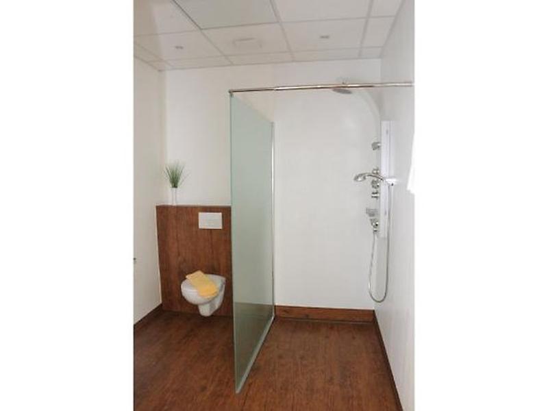 3526E4BCE75358CF5F320F4334BBC87B