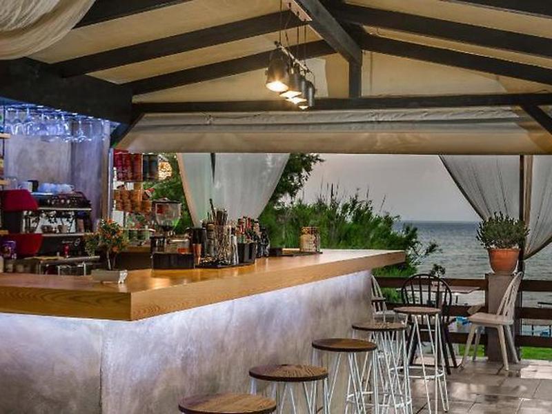 0DA4CABF801E434C656141EB50A749B2