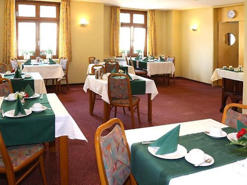 356C4C01DEC3F026298D780A8BA82829