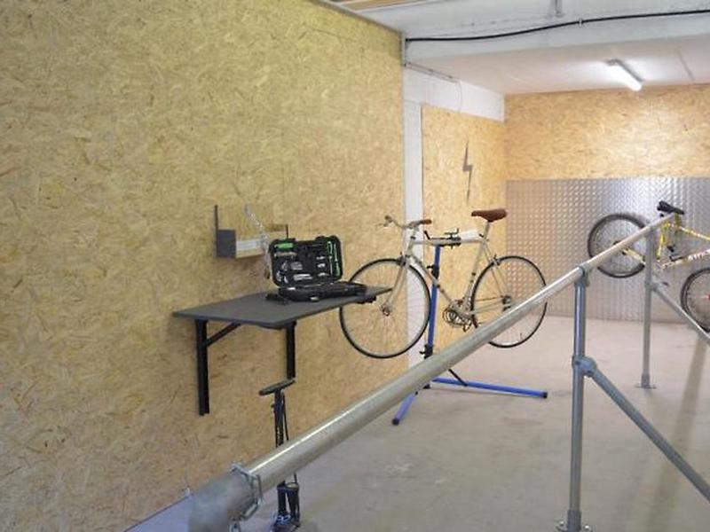 3898E5242D36D87F3A21C8AA609A1C38