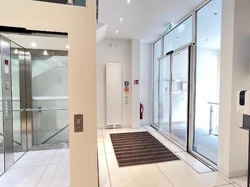 2C72C2677AC1B5B0CB8F674F9FE326F7