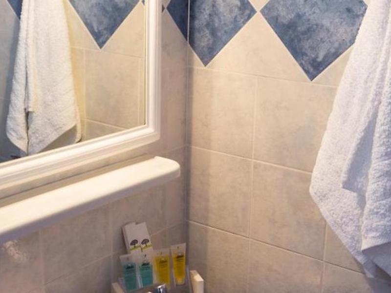 5FA496373E1CA53DA86677B452606F1C