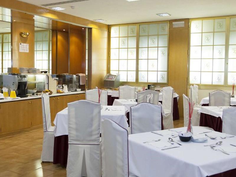 3C88BE7357287D95A5C38352AF24ED7D