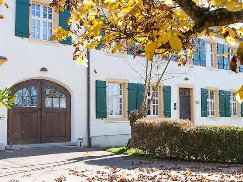 B7C424D207B1ED94B5A77EA97A0939E5