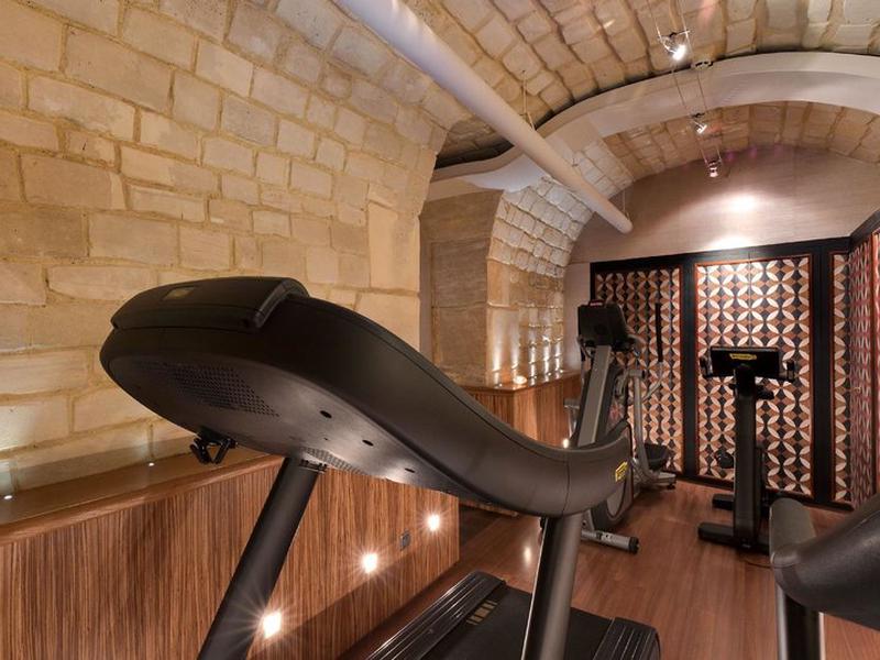 E8C7222F4857D593F1A99FF3E182FDE8