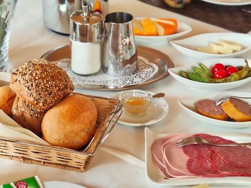 687AB12286113D011D956D34EDA152AF