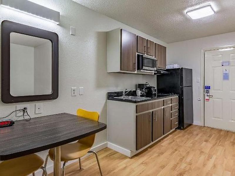 9C9B2459602ABDD3E227B4D77B6395E7