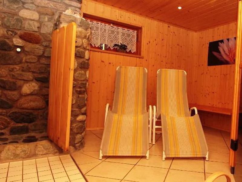 07405943C9518CF2811A0CCB121135A2