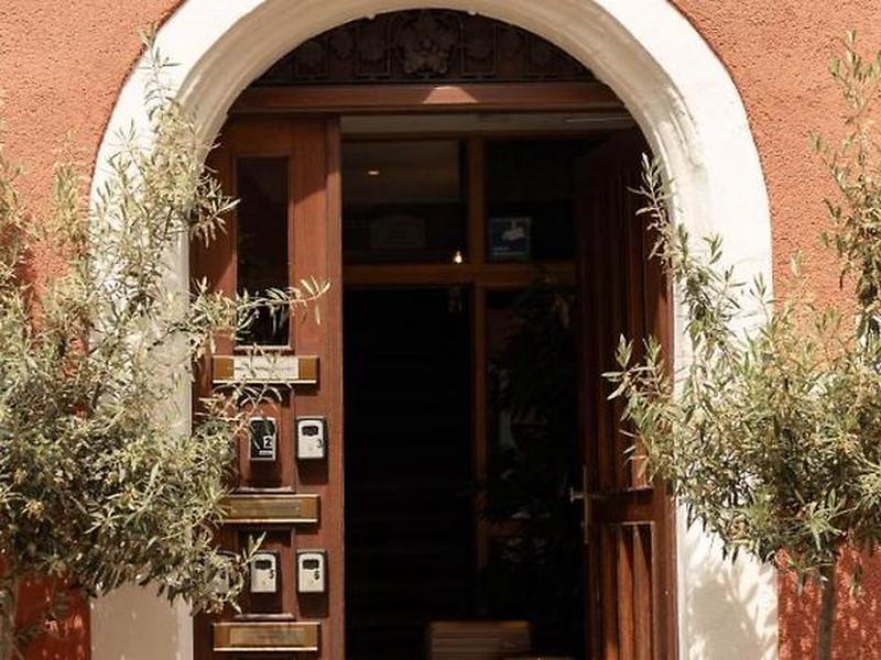 E09D6DC5AD66D91E7929BE220EB9FCF5