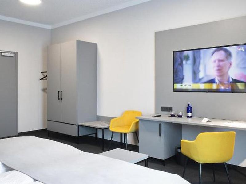 D29EF2028D06CBD53F3C41051E103D50