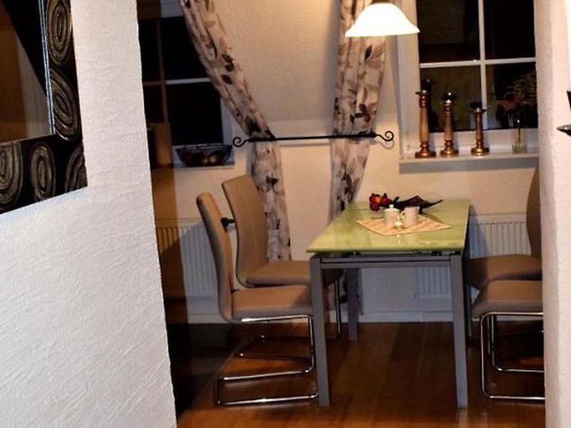 86D31C12B060598B4C6E2D8239D7D9E5