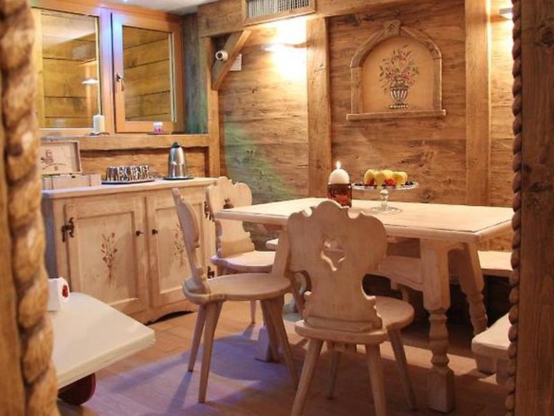 233CCCB084A3EB6A26C5E90AF68294D9