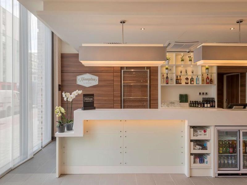 898B19E0312F05784AB0992D39B66982