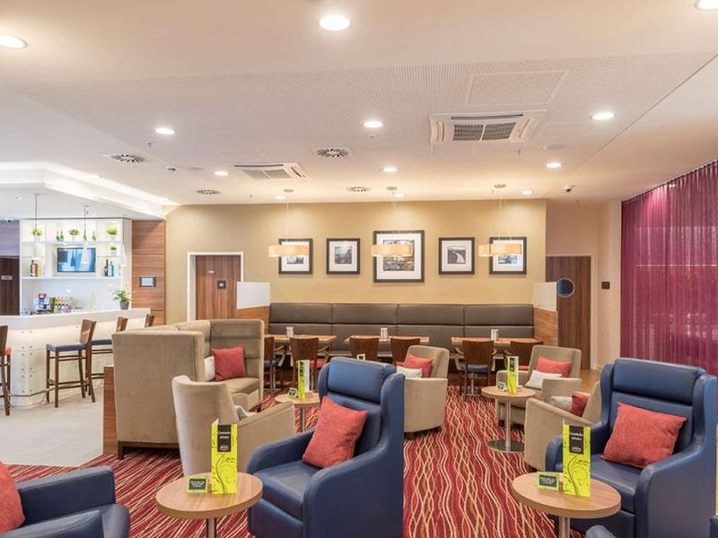 8EBDD299E8712B9E0829C9DFDC303F95