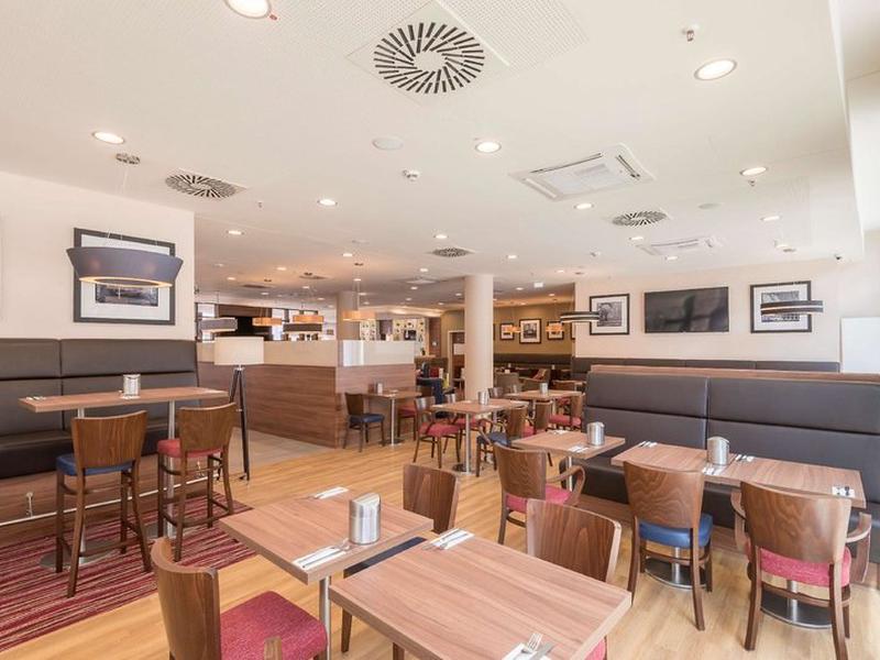 196CE8237FCE14B39CCF2359D890AA87