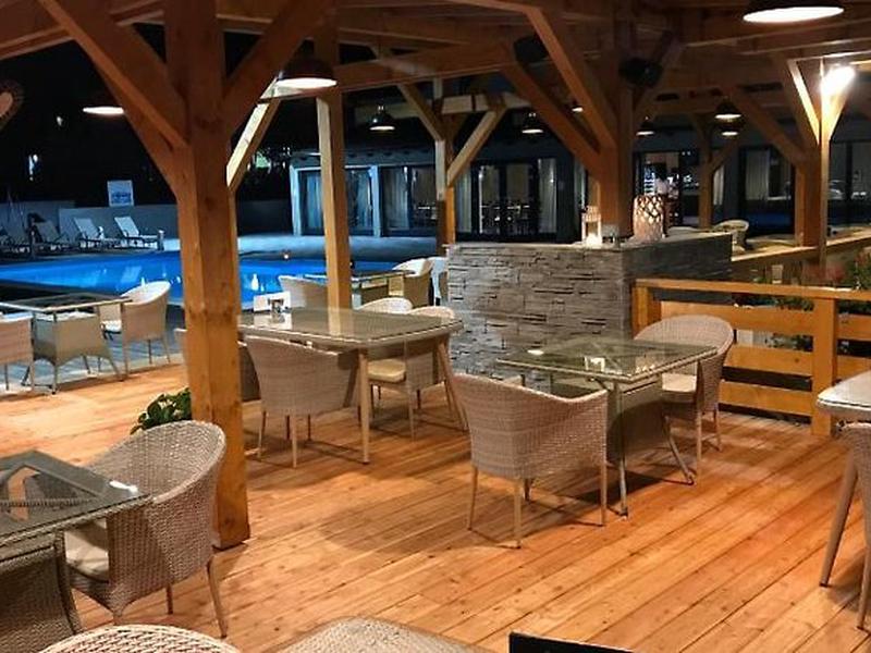 581F52AA22812F41E71F9B60D7378F62