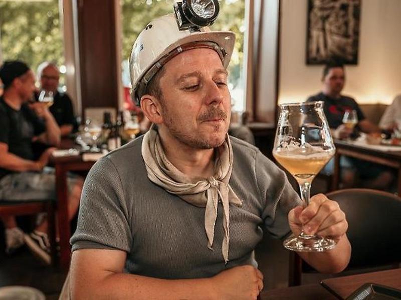 C8DFB069016E1C68C33692E6D0D1AF14