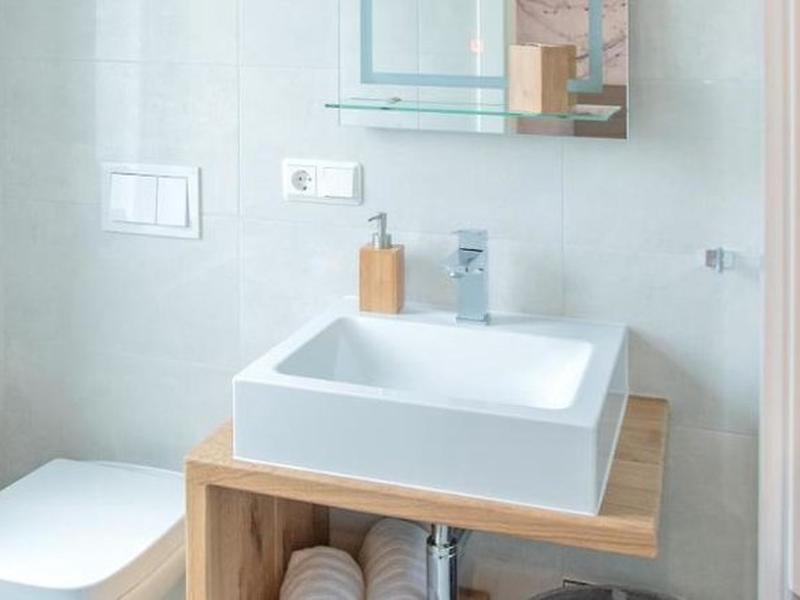 0DB247A32A919D80F3FD74B8D6152EC9