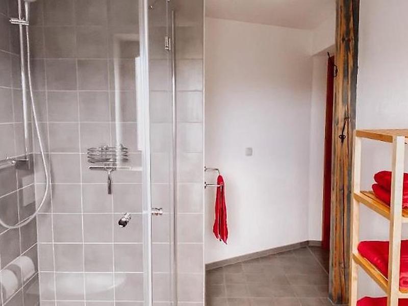 1A643F6BCDFBC3B5A83556351C595F25