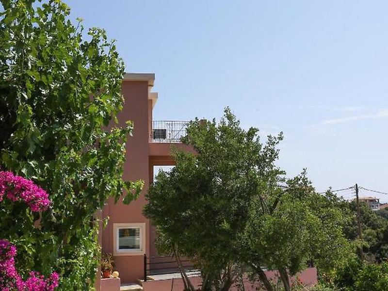 1AC9EDEC7602C0B799DA80A206B84AC3