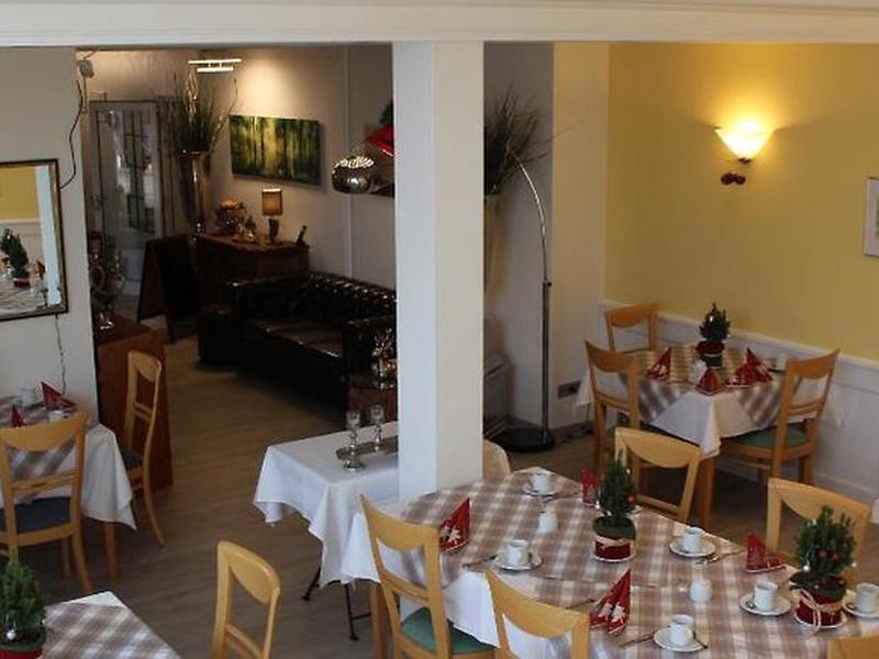 5891BE07D8E15FC553F1E19AF419EC30