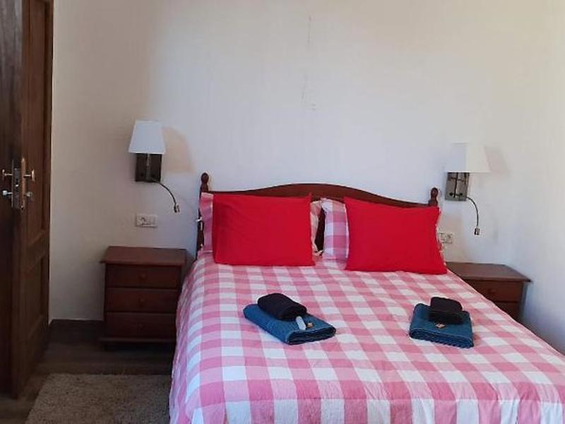 4BF80365EB18B43DCC3D94965543E311