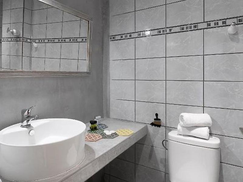 1B2CF0C747FE018D8260BC78F36E27EB