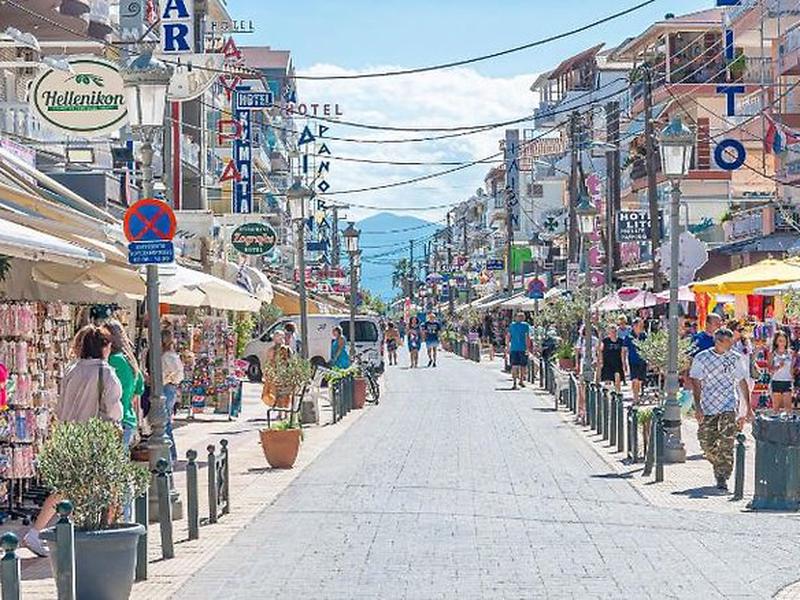 DCEF7C0CC3CBA69F9131367EEB7C1233