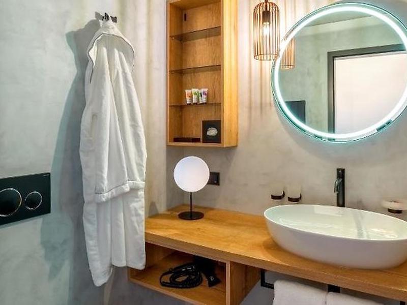 742FBB812FC5B0BE75B782FCB9EE02B3