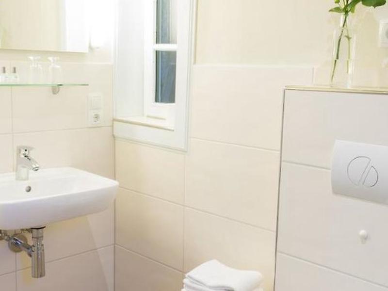 5B1529876D2CC21DF76CD7E044EDD3CC