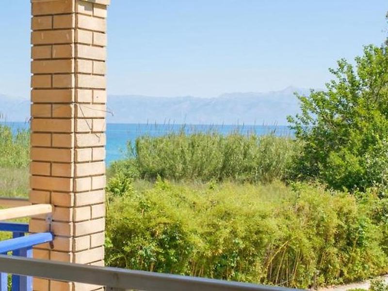 53A475B7A3DAFEB1792619C4DF23F25B