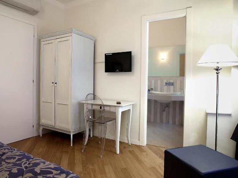 07CB3B7914EF59571A1D14DAACF3834D