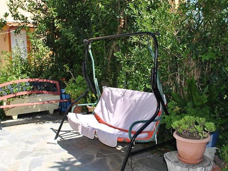 A525D3FEAAE46F9C3B6C72D5BF6A9B97