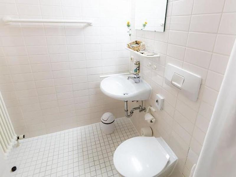 4C8E18A04A7028C4A886AA710045C91A