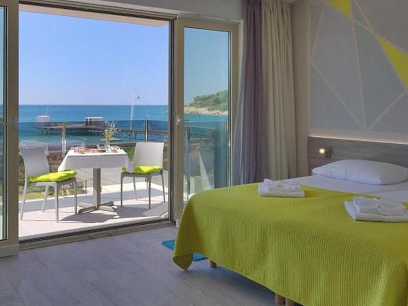 90653D2A77D2B5A8510A57764E58835F