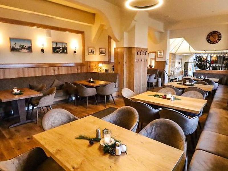 AD6687D746A90DB654DE6CAF112C218B