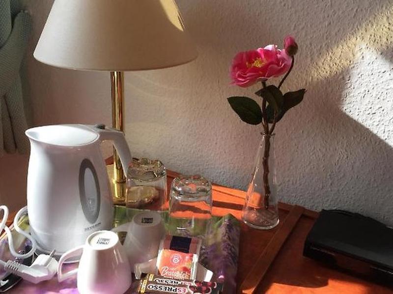 9B853F2D40BD737166C9F0F1E4C31D57